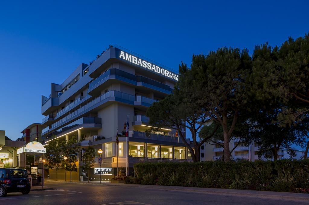 Hotel Ambassador Bibione Exterior photo