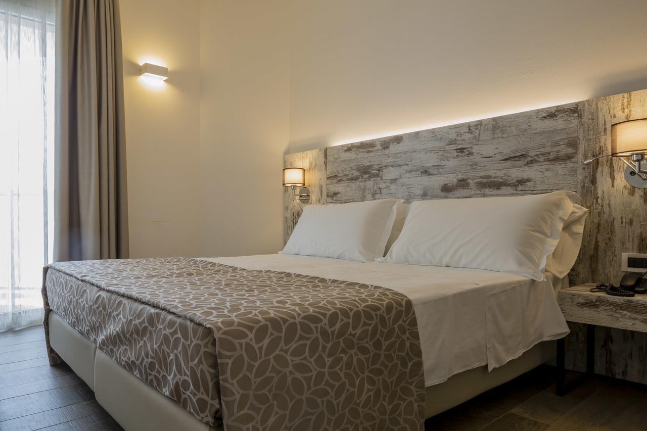 Hotel Ambassador Bibione Exterior photo